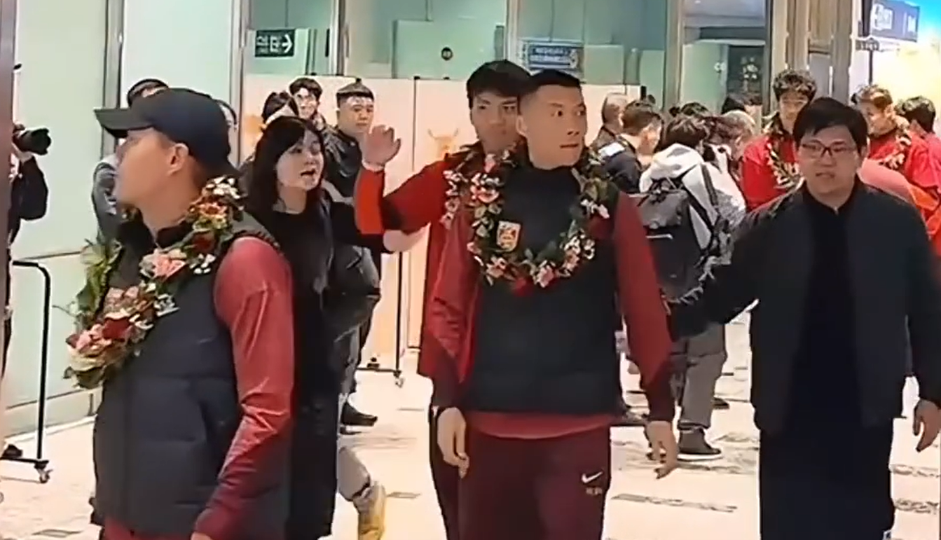 开云体育中国-回国仅1天!中国队功勋助练就离任,原因曝光,将联手郑智战中超